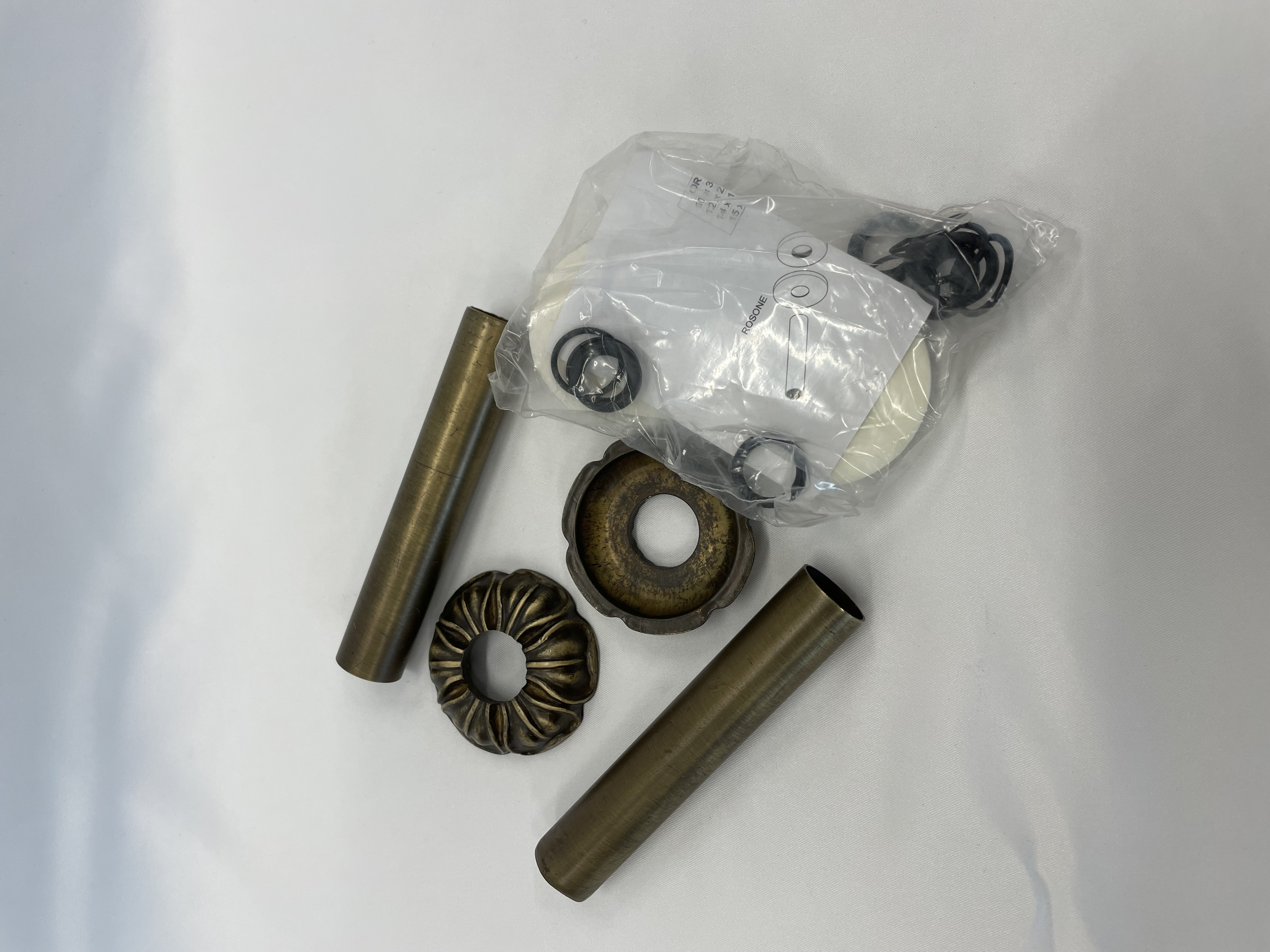 Sada krytek a rozet na přívody ARTDECO Antik Bronze L=70mm x Ø18mm, antik bronze