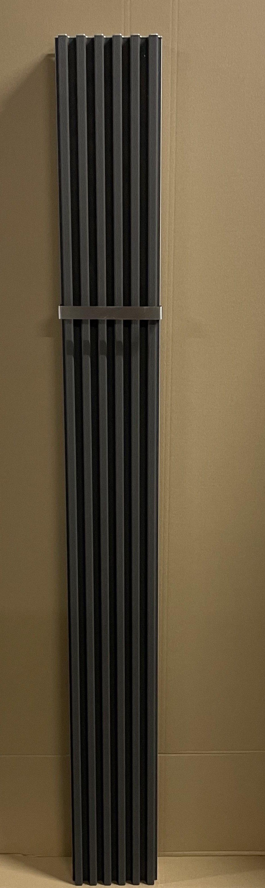 Radiator ONYX Q 200 x 1800 x 100
