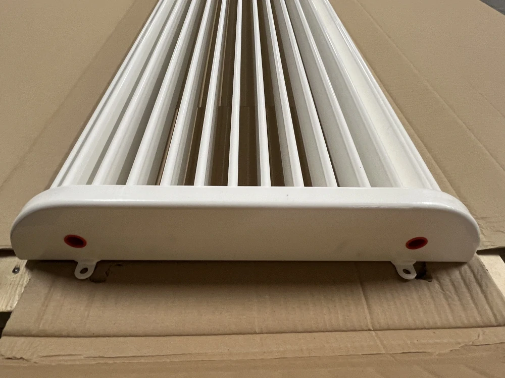 Radiator MERAPI 520 x 2000 x 100mm, na zeď, bílá