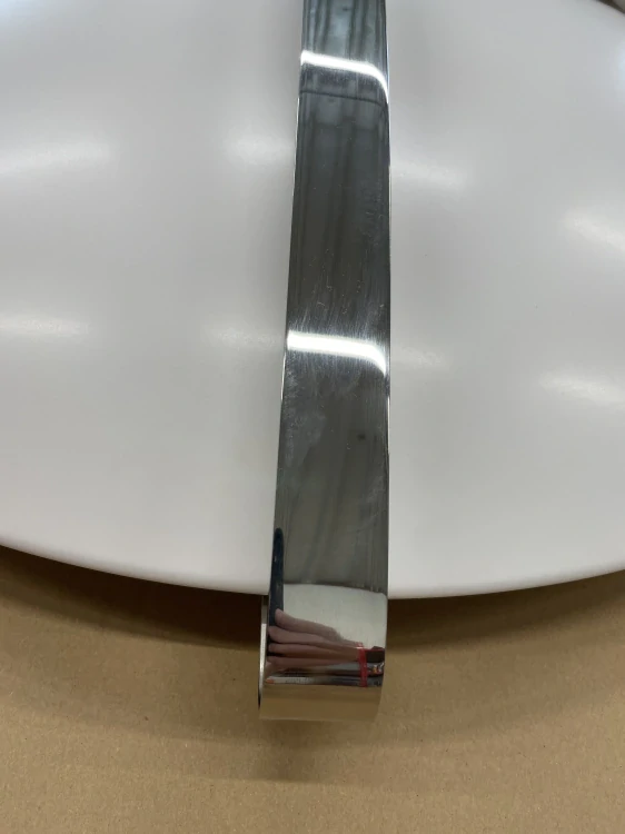 Designový a koupelnový radiátor Saturn 810 x 700 x 180, bílá matná, na zeď