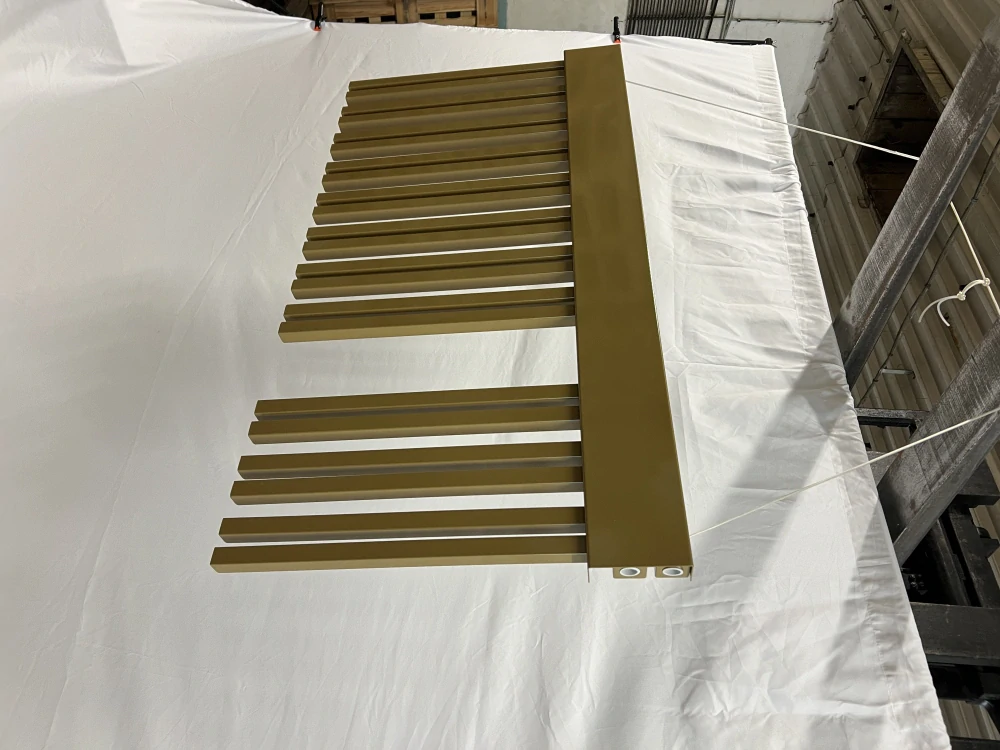 Designový radiátor radiátor Sinistrix 600 x 1210 mm, na zeď, zelená/žlutá