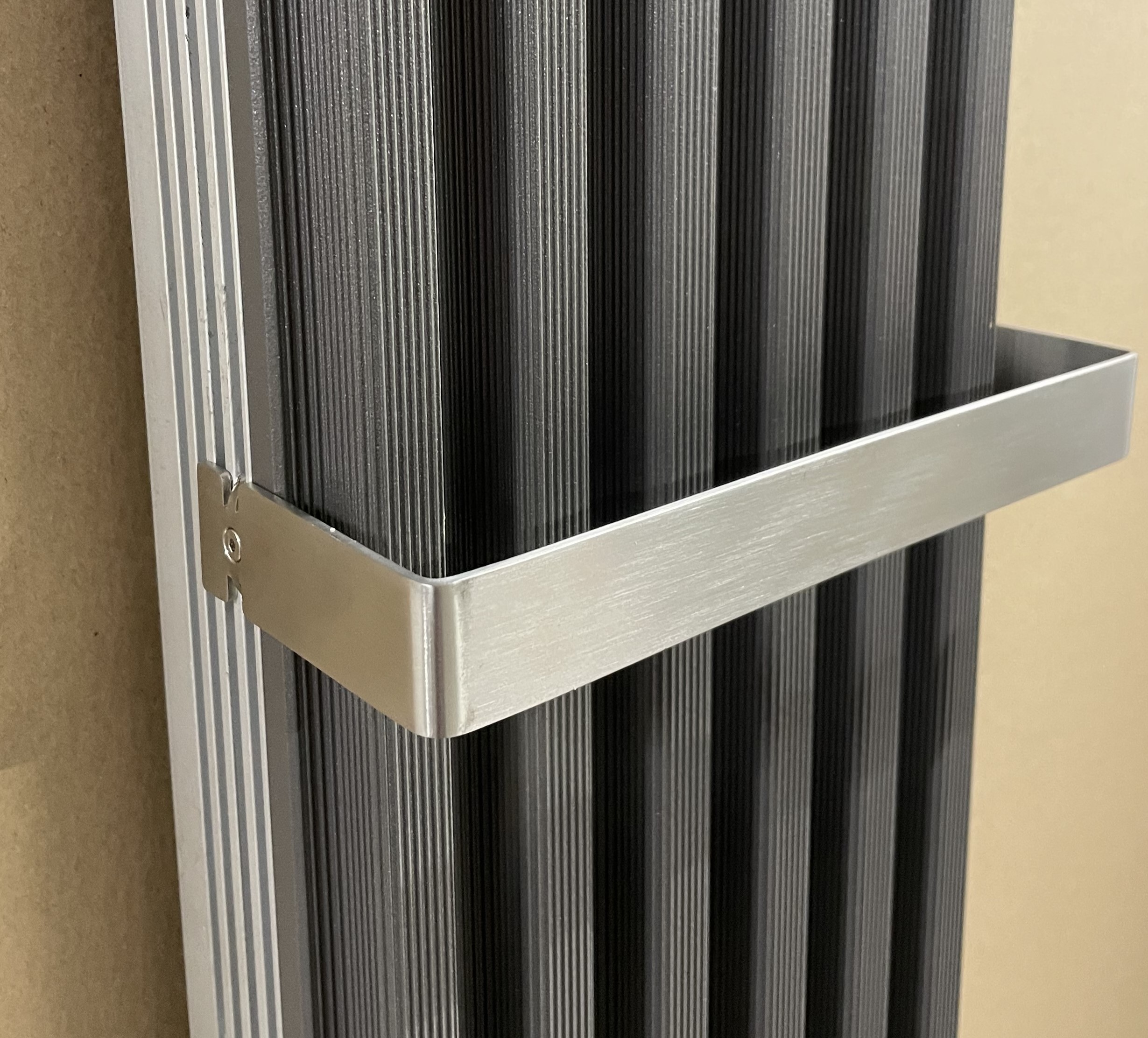 Radiator ONYX Q 200 x 1800 x 100