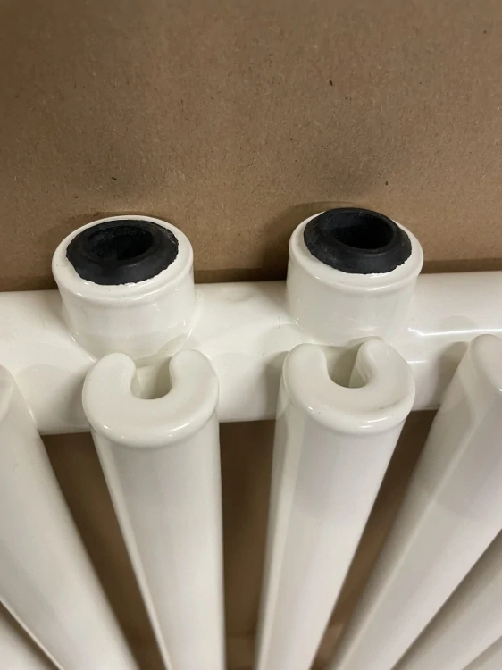 Designový radiátor Vulcanix vertical single, 400 x 571, bílá, na zeď