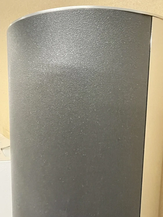 Designový radiátor CLOUD Vertical 400 x 1600/1800 x 200, na zeď, bílá/antracit jmená struktura
