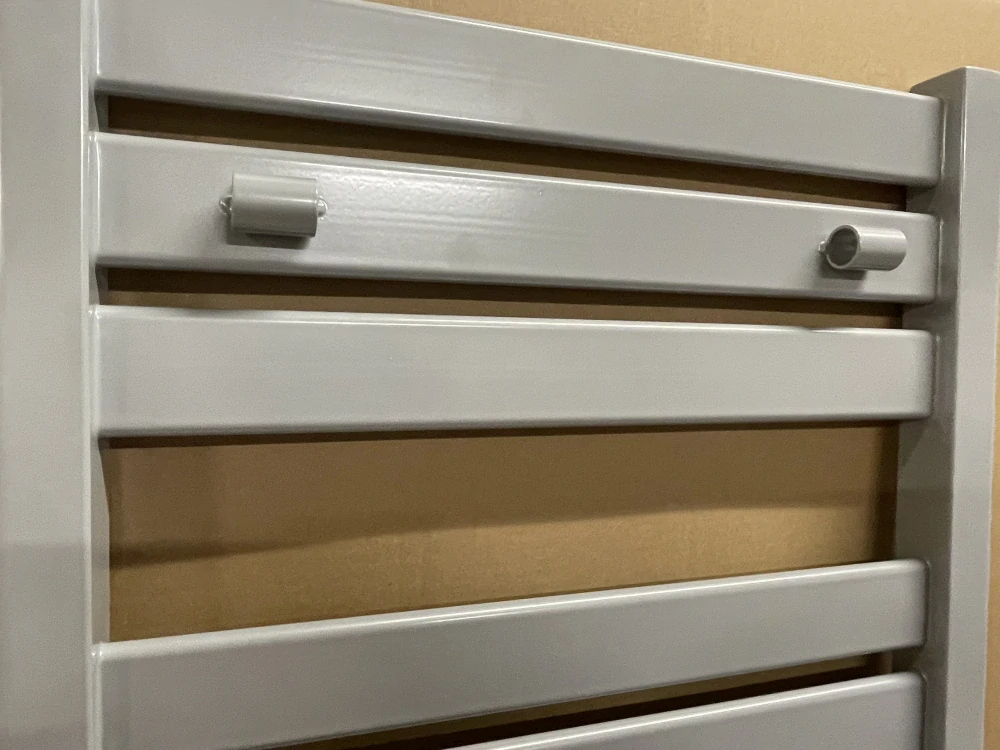 Radiator New ALOË 500 x 1765 na zeď, RAL 9006 šedá