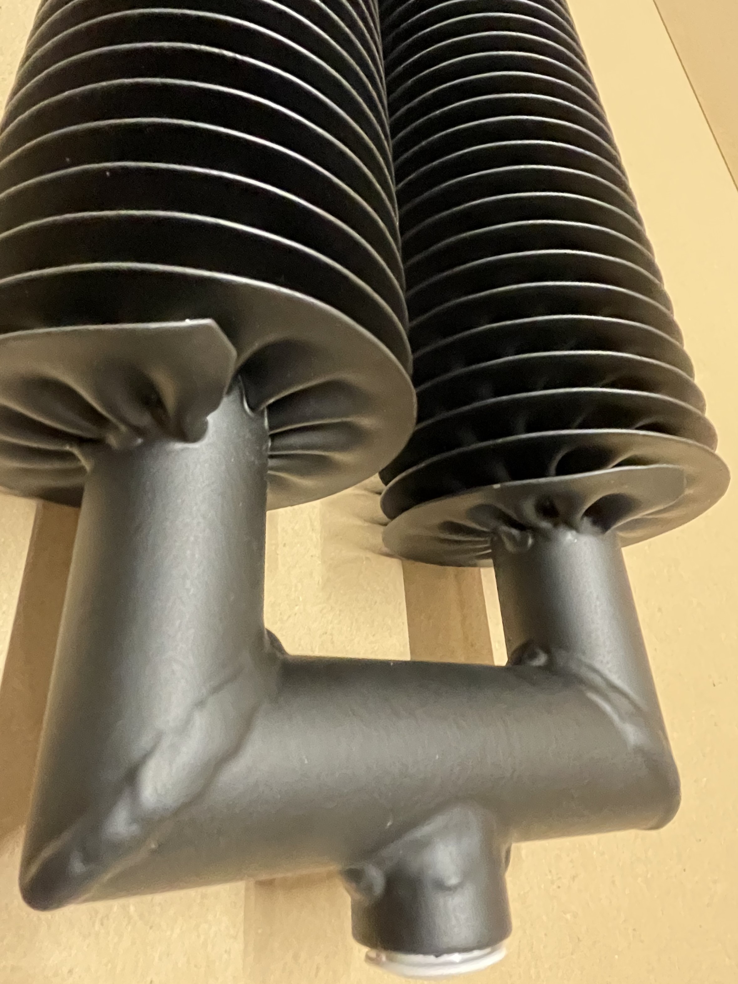 Radiator SPIRALIX Vertical RAT2 32/92 197 x 2500 x 106 NA ZEĎ/WALL