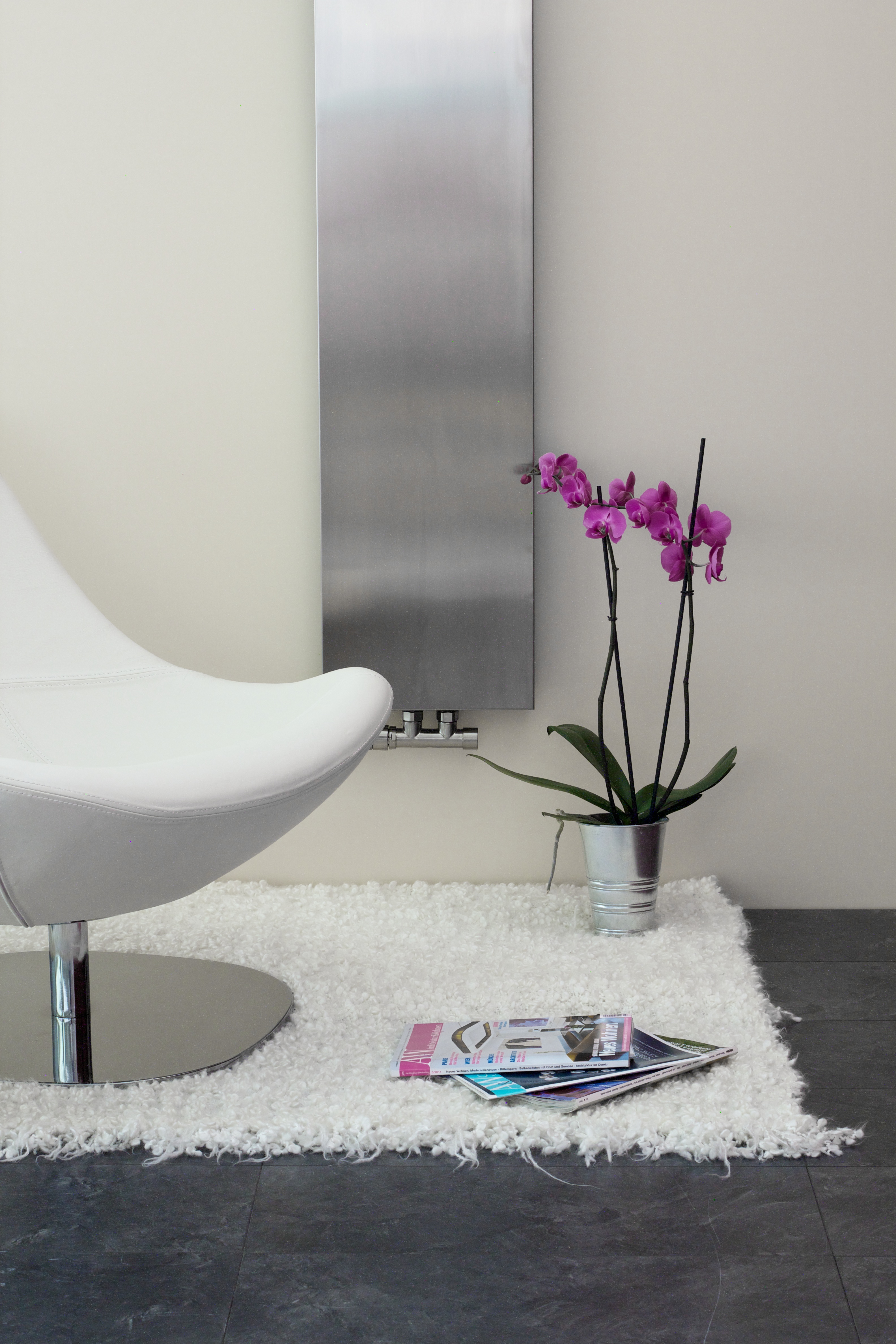 Designový radiátor ICE Brushed Inox finish 304 x 1806 x 76mm, na zeď, kartáč nerez kryt