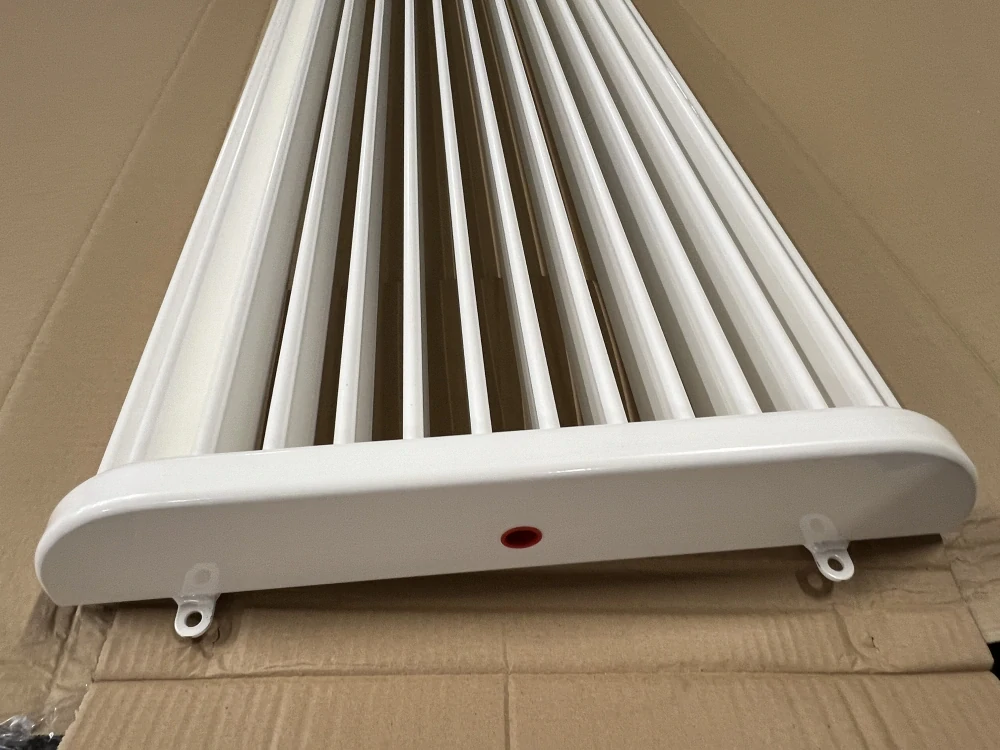 Radiator MERAPI 520 x 2000 x 100mm, na zeď, bílá