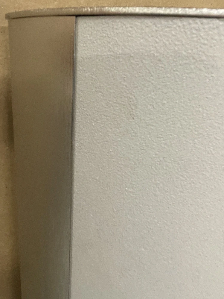 Designový radiátor CLOUD Vertical 400 x 1600/1800 x 200, na zeď, bílá/antracit jmená struktura