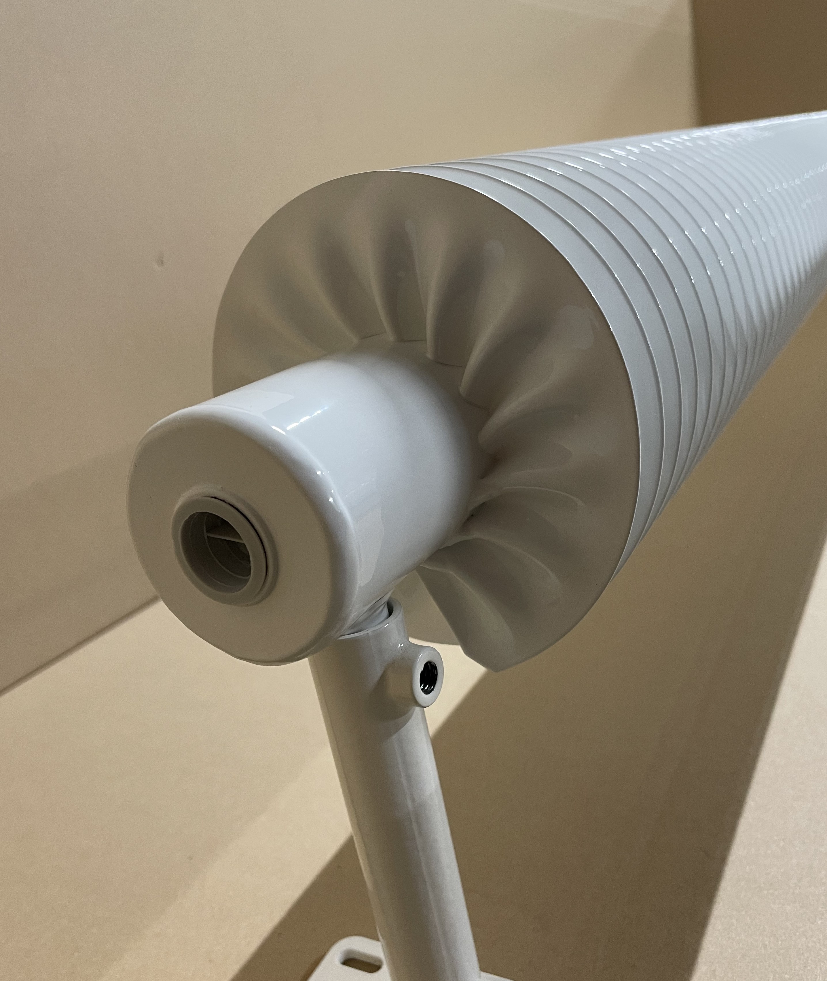 Radiator SPIRALIX Horizontal RA1 57/137 2000 x 237 x 154 NA ZEM/FLOOR