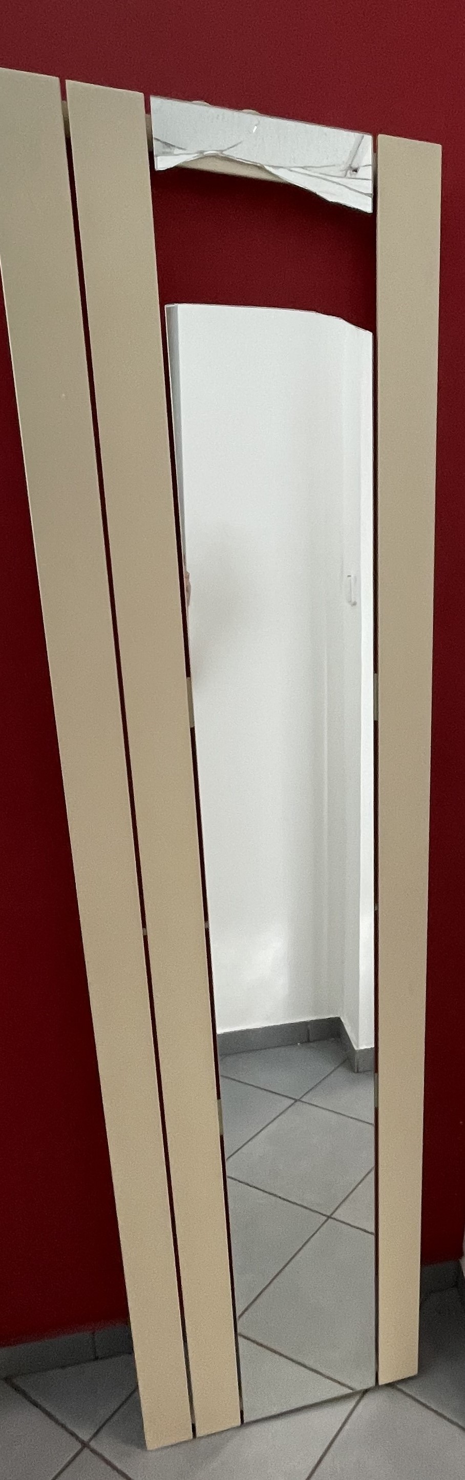 Radiator STRIPE MIRROR Vertical single 450 x 1800 x 74mm, na zeď, béžová