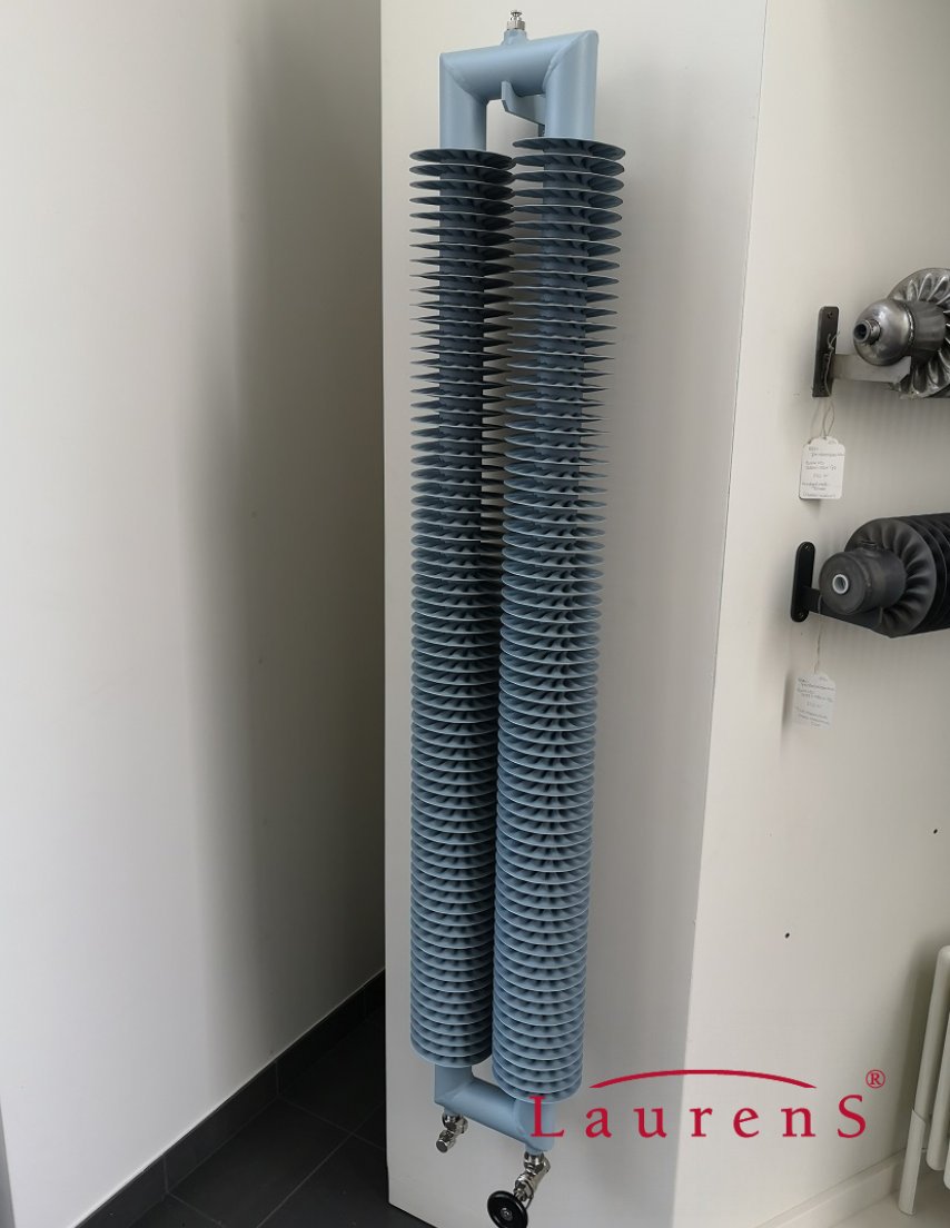 Radiator SPIRALIX Vertical RAT2 32/92 197 x 2500 x 106 NA ZEĎ/WALL