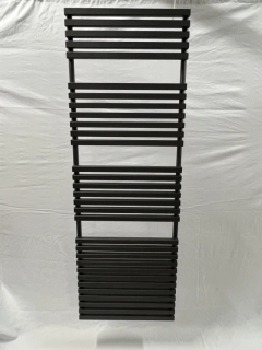 Koupelnový radiátor Club Edge 600 x 1750 x 50mm, na zeď, černá