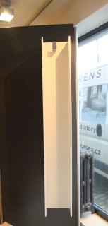 Designový radiátor Tavola V 230 x 1506 x 230, na zeď, matná bílá