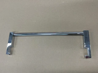 Madlo hranaté chrom 370mm